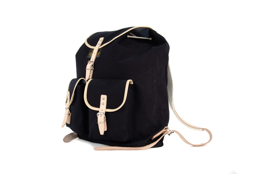 RU137 Baumwoll-Rucksack Schwarz mit hellem Besatz