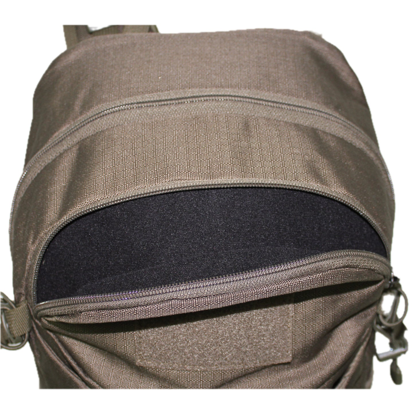 RU31N-OL Wanderrucksack 25L oliv | Belüfteter Netzrücken
