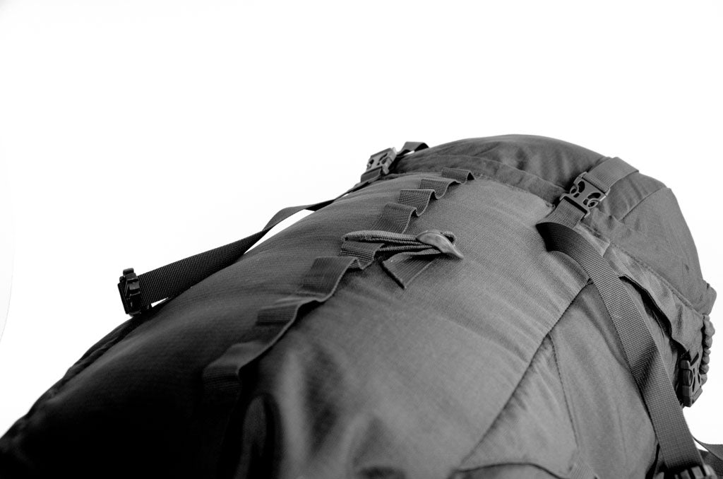 RU100 trekking backpack XX-Large 104 L black