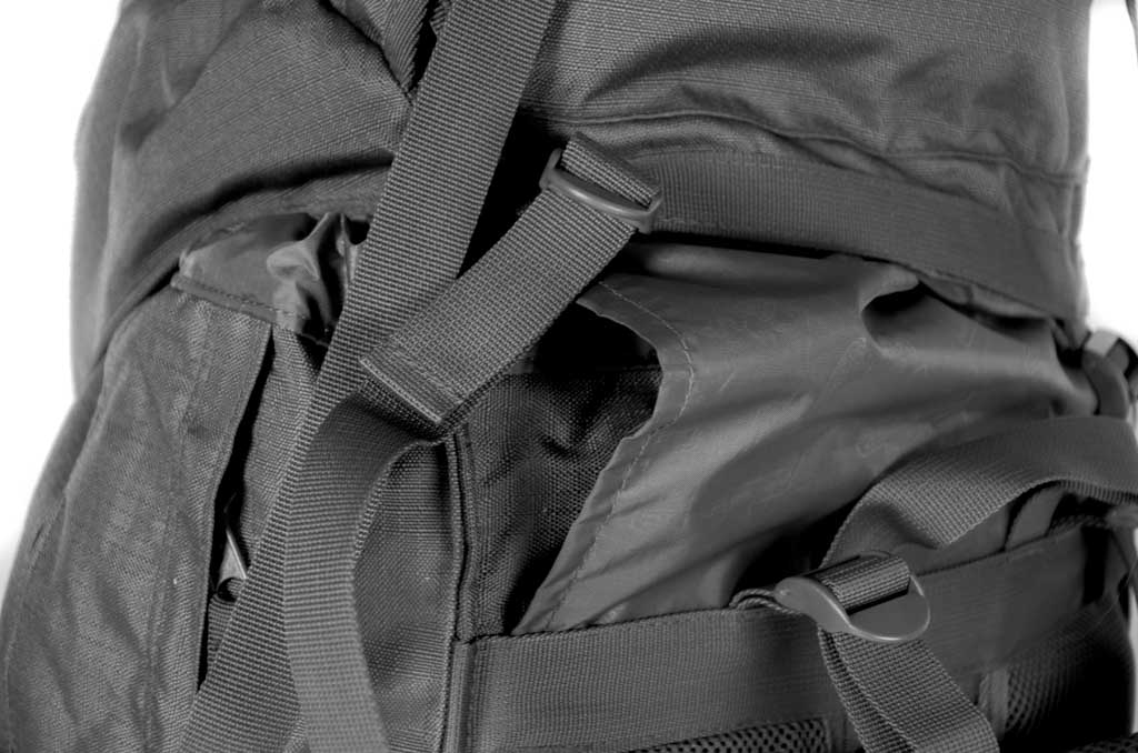 RU100 trekking backpack XX-Large 104 L black